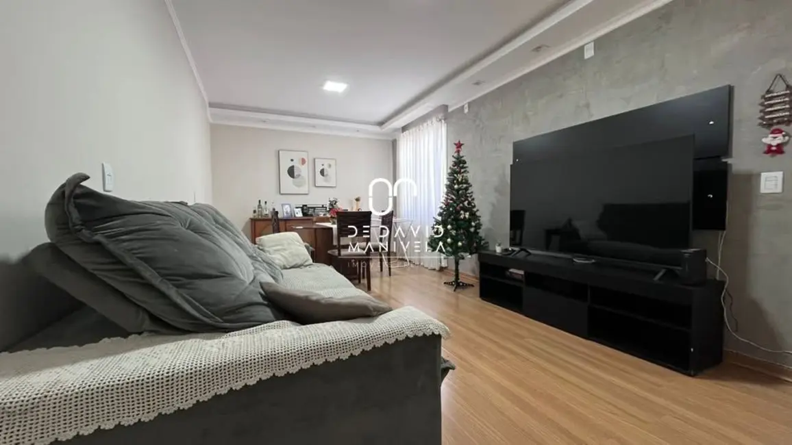 Foto 1 de Apartamento com 2 quartos para alugar, 73m2 em Menino Jesus, Santa Maria - RS