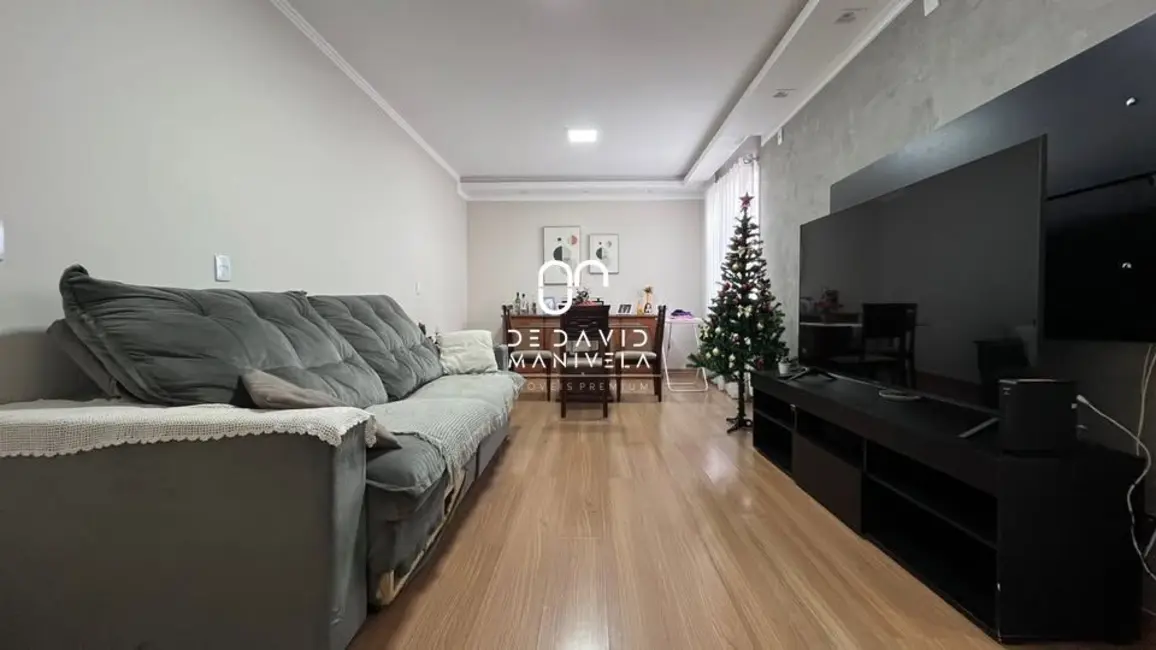 Foto 2 de Apartamento com 2 quartos para alugar, 73m2 em Menino Jesus, Santa Maria - RS