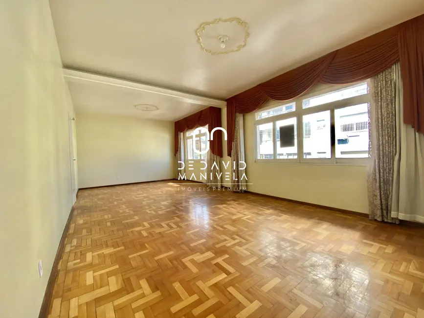 Apartamento com 3 quartos para alugar, 251m2 em Nossa Senhora do Rosário, Santa Maria - RS - imagem 5 Foto 5 de Apartamento com 3 quartos para alugar, 251m2 em Nossa Senhora do Rosário, Santa Maria - RS