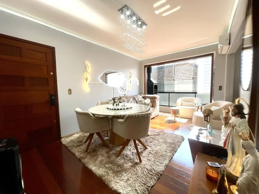 Foto 4 de Apartamento com 2 quartos à venda, 99m2 em Nossa Senhora de Fátima, Santa Maria - RS