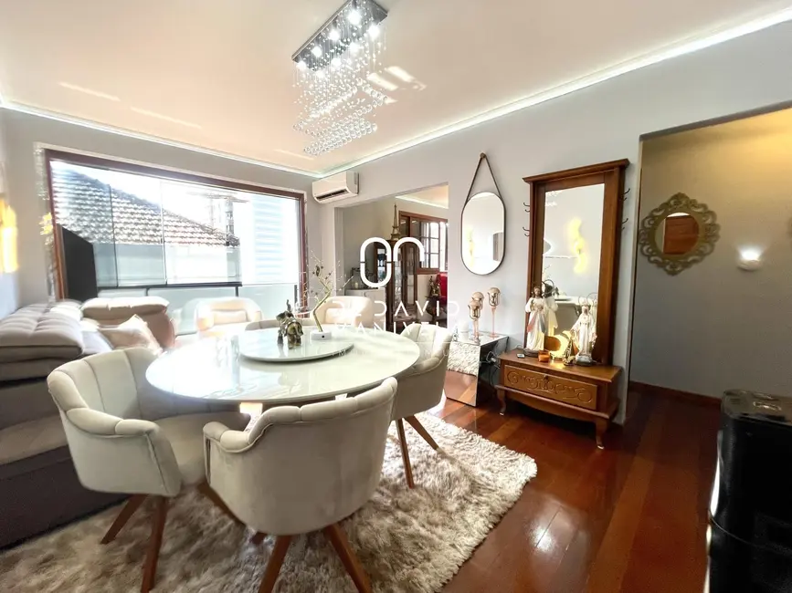 Foto 3 de Apartamento com 2 quartos à venda, 99m2 em Nossa Senhora de Fátima, Santa Maria - RS