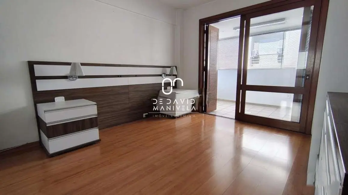 Foto 4 de Apartamento com 2 quartos à venda, 107m2 em Centro, Santa Maria - RS