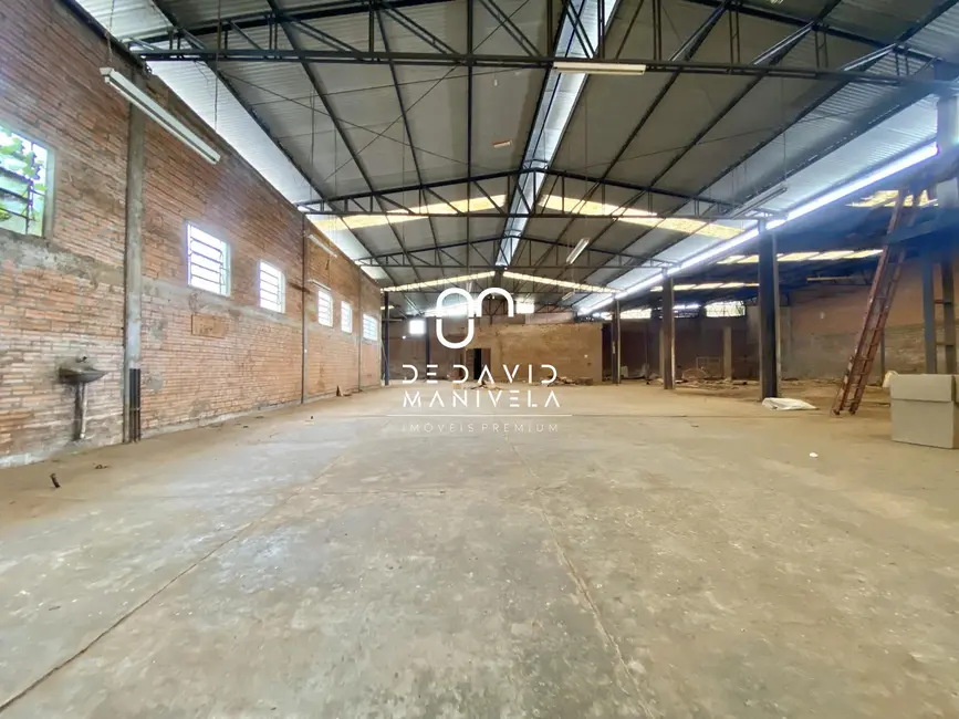 Armazém / Galpão para alugar, 1100m2 em Duque de Caxias, Santa Maria - RS - imagem 2 Foto 2 de Armazém / Galpão para alugar, 1100m2 em Duque de Caxias, Santa Maria - RS