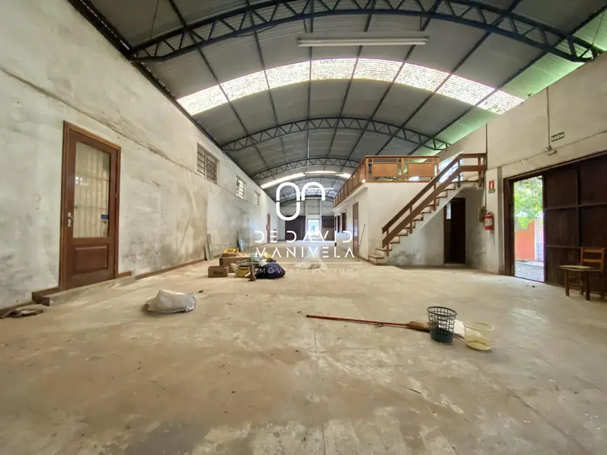 Armazém / Galpão para alugar, 1100m2 em Duque de Caxias, Santa Maria - RS - imagem 3 Foto 3 de Armazém / Galpão para alugar, 1100m2 em Duque de Caxias, Santa Maria - RS