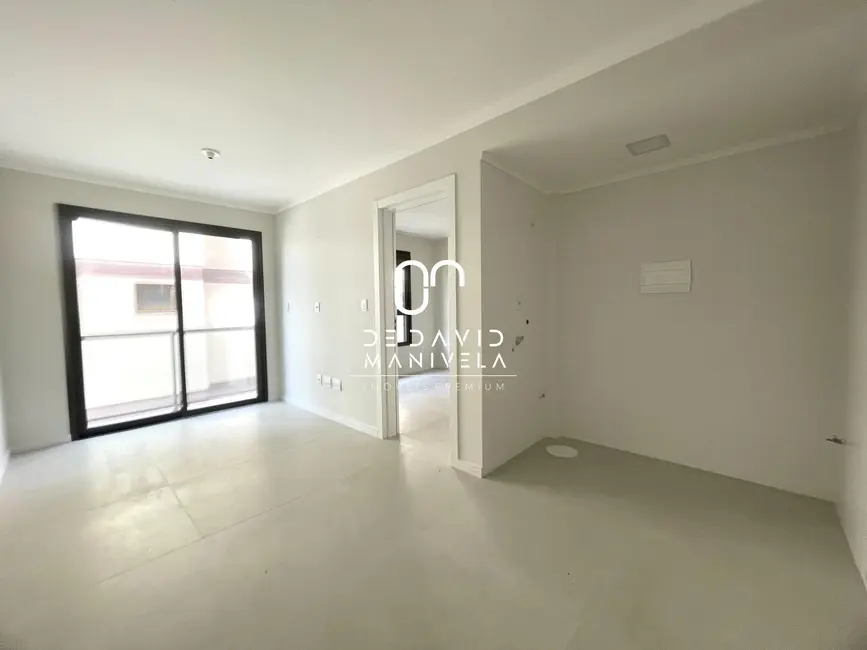 Foto 2 de Apartamento com 1 quarto à venda, 33m2 em Camobi, Santa Maria - RS