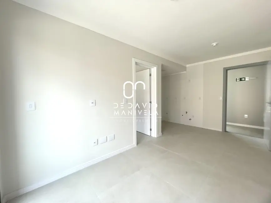 Foto 4 de Apartamento com 1 quarto à venda, 33m2 em Camobi, Santa Maria - RS