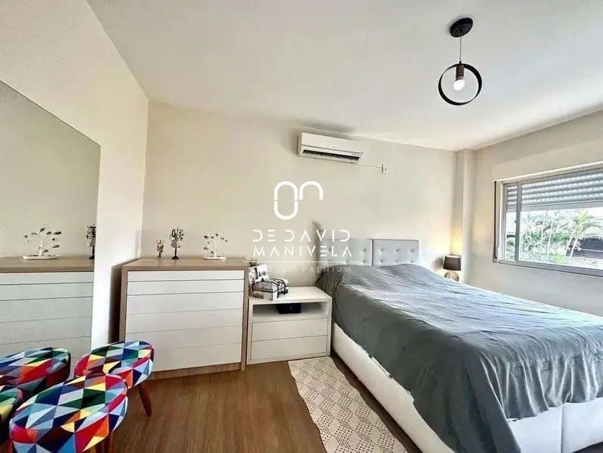 Foto 9 de Apartamento com 3 quartos para alugar, 123m2 em Centro, Santa Maria - RS