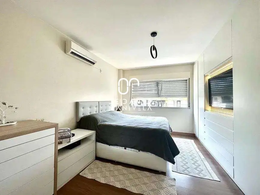 Foto 7 de Apartamento com 3 quartos para alugar, 123m2 em Centro, Santa Maria - RS