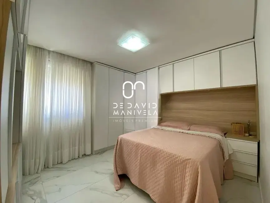 Foto 4 de Apartamento com 2 quartos à venda, 68m2 em Nossa Senhora do Rosário, Santa Maria - RS