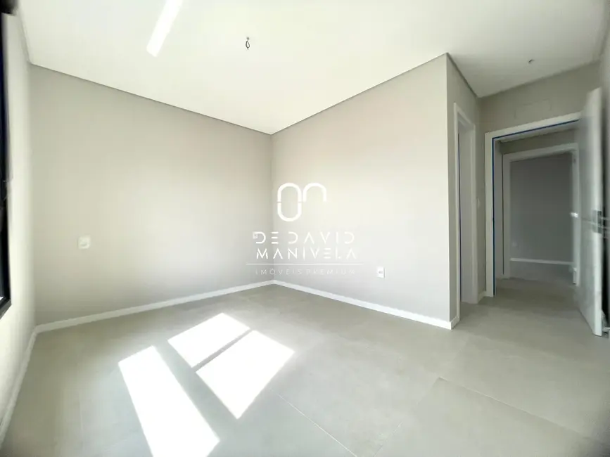 Apartamento com 2 quartos à venda, 80m2 em Camobi, Santa Maria - RS - imagem 9 Foto 9 de Apartamento com 2 quartos à venda, 80m2 em Camobi, Santa Maria - RS