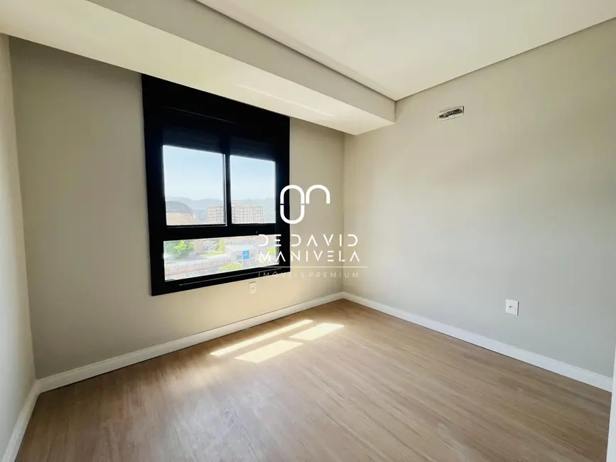 Apartamento com 3 quartos para alugar, 105m2 em Nossa Senhora de Lourdes, Santa Maria - RS - imagem 4 Foto 4 de Apartamento com 3 quartos para alugar, 105m2 em Nossa Senhora de Lourdes, Santa Maria - RS