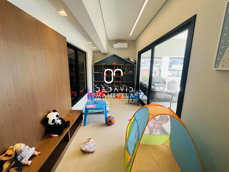 Apartamento com 3 quartos para alugar, 105m2 em Nossa Senhora de Lourdes, Santa Maria - RS - imagem 9 Foto 9 de Apartamento com 3 quartos para alugar, 105m2 em Nossa Senhora de Lourdes, Santa Maria - RS