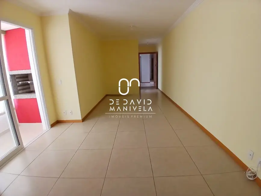 Apartamento com 3 quartos para alugar, 105m2 em Nossa Senhora das Dores, Santa Maria - RS - imagem 4 Foto 4 de Apartamento com 3 quartos para alugar, 105m2 em Nossa Senhora das Dores, Santa Maria - RS