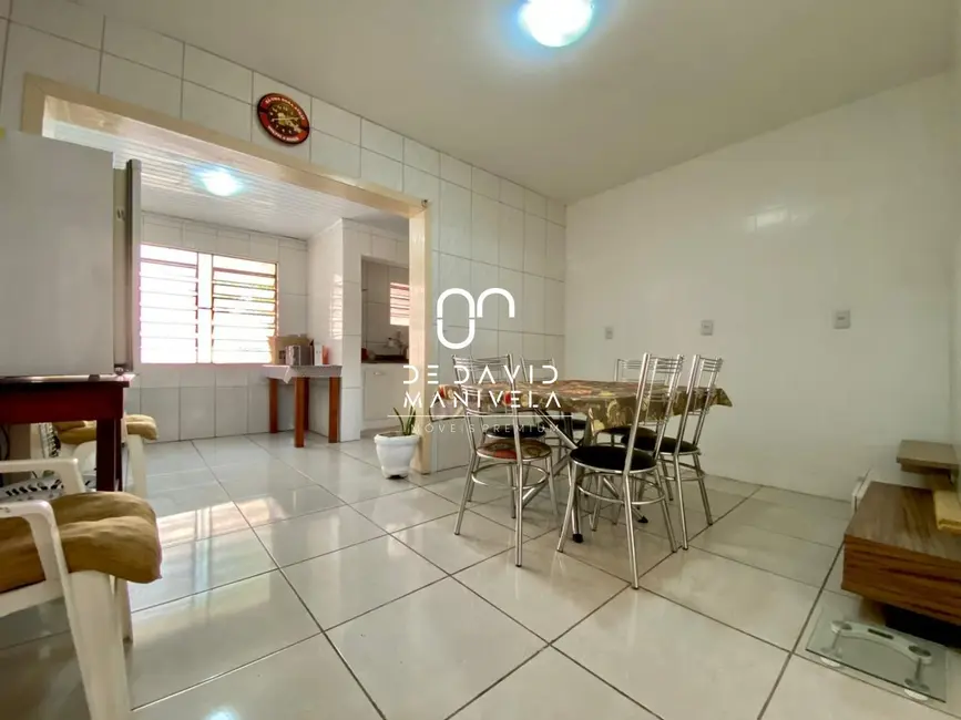 Foto 6 de Casa com 3 quartos à venda, 248m2 em Nossa Senhora das Dores, Santa Maria - RS
