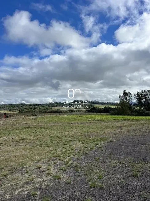 Armazém / Galpão com 2 quartos para alugar, 650m2 em Santa Maria - RS - imagem 4 Foto 4 de Armazém / Galpão com 2 quartos para alugar, 650m2 em Santa Maria - RS