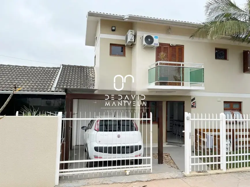 Foto 1 de Casa com 3 quartos à venda, 250m2 em São José, Santa Maria - RS