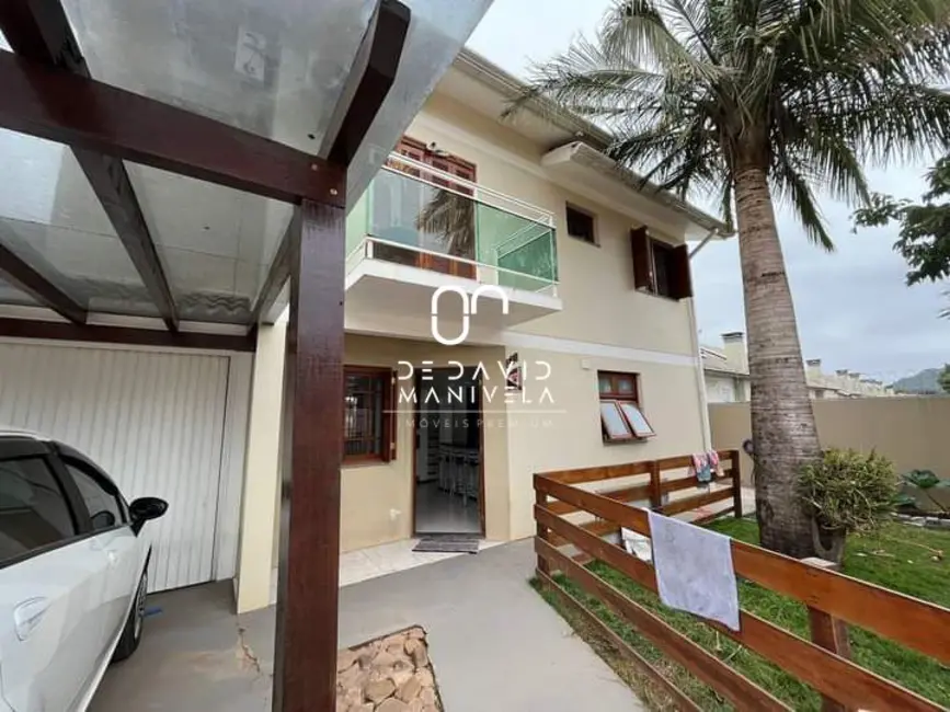 Foto 2 de Casa com 3 quartos à venda, 250m2 em São José, Santa Maria - RS