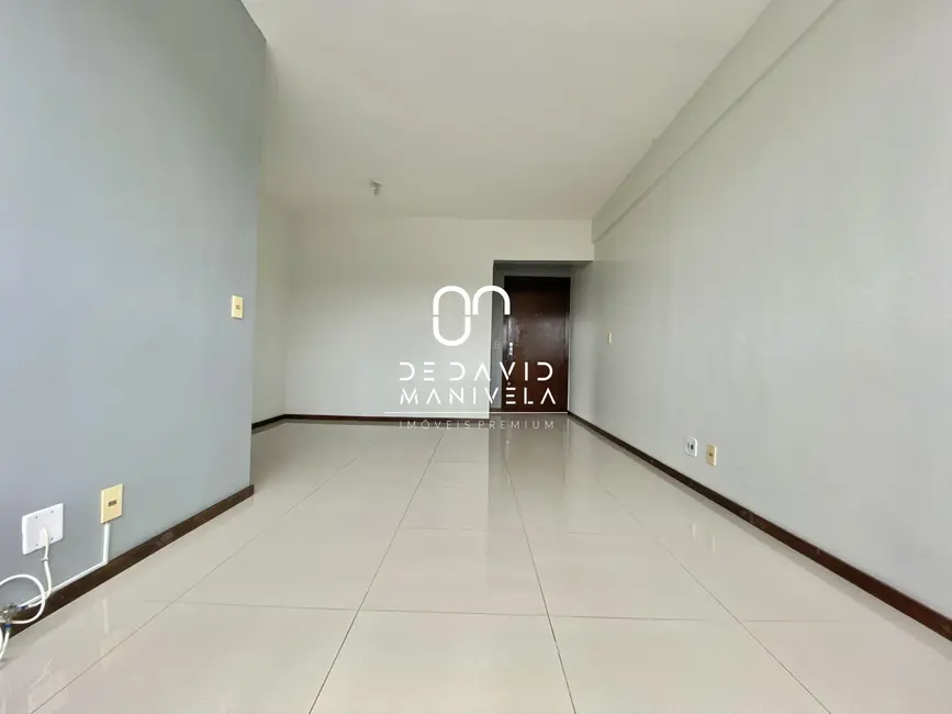 Foto 2 de Apartamento com 2 quartos à venda, 65m2 em Centro, Santa Maria - RS