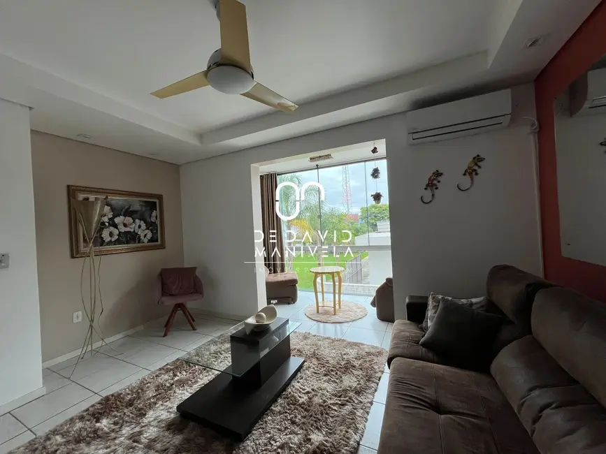 Apartamento com 2 quartos para alugar, 68m2 em Nossa Senhora de Fátima, Santa Maria - RS - imagem 2 Foto 2 de Apartamento com 2 quartos para alugar, 68m2 em Nossa Senhora de Fátima, Santa Maria - RS