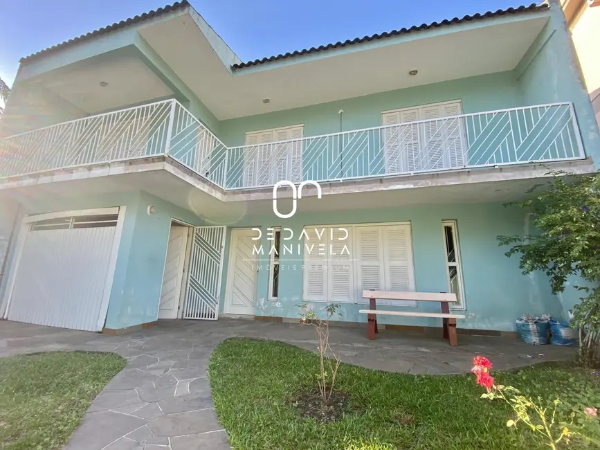 Foto 1 de Casa com 5 quartos para alugar, 309m2 em Nossa Senhora do Perpétuo Socorro, Santa Maria - RS