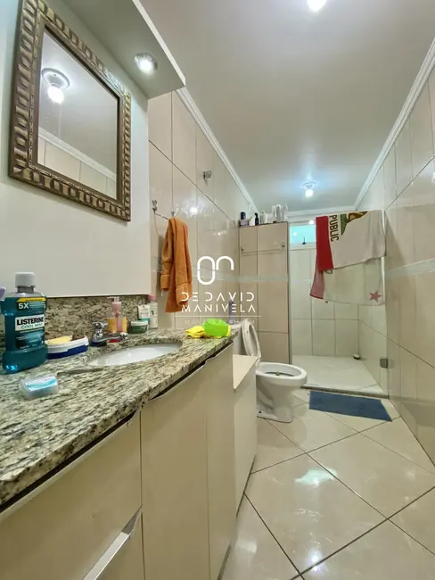 Foto 9 de Casa com 5 quartos para alugar, 309m2 em Nossa Senhora do Perpétuo Socorro, Santa Maria - RS