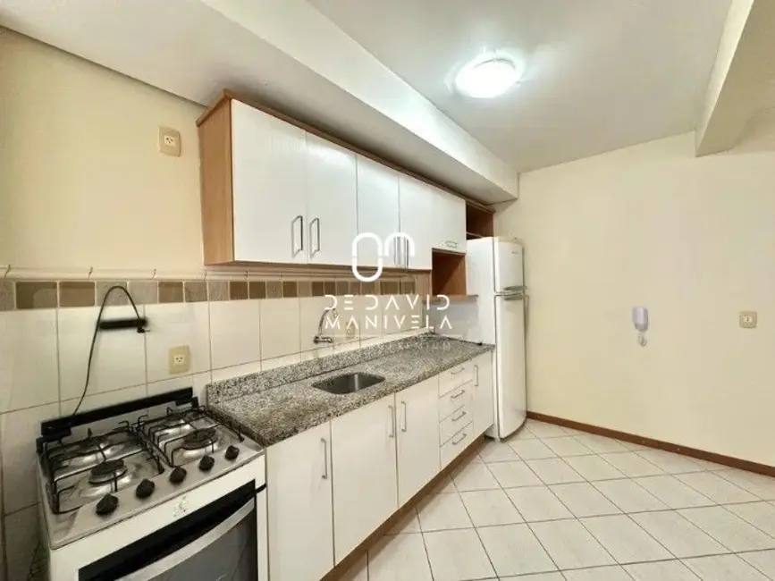 Foto 5 de Apartamento com 2 quartos para alugar, 62m2 em Nossa Senhora das Dores, Santa Maria - RS