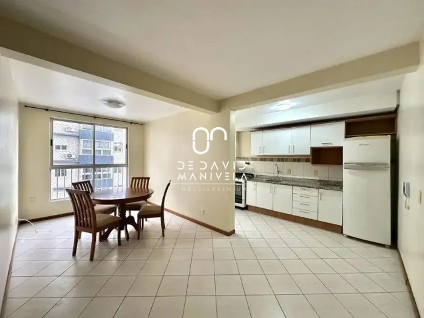 Foto 4 de Apartamento com 2 quartos para alugar, 62m2 em Nossa Senhora das Dores, Santa Maria - RS