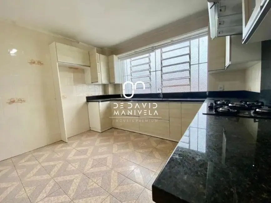 Foto 2 de Apartamento com 3 quartos para alugar, 150m2 em Juscelino Kubitschek, Santa Maria - RS