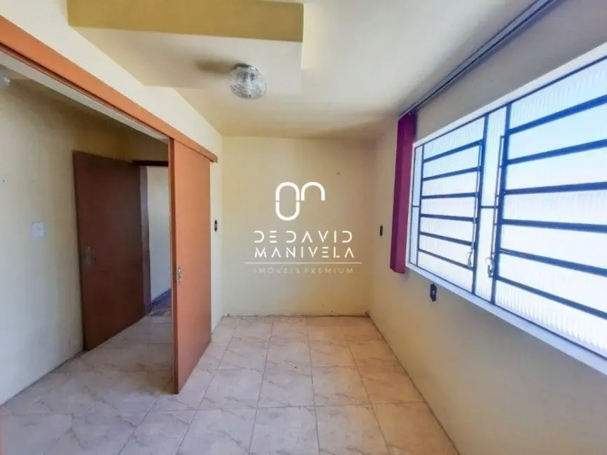 Foto 8 de Casa com 4 quartos para alugar, 263m2 em São José, Santa Maria - RS
