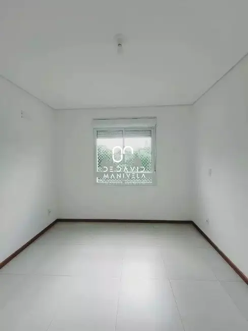Foto 7 de Apartamento com 3 quartos para alugar, 9649m2 em Nossa Senhora de Lourdes, Santa Maria - RS