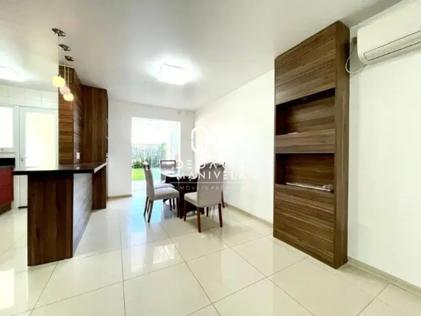 Foto 4 de Casa de Condomínio com 3 quartos para alugar, 146m2 em São José, Santa Maria - RS