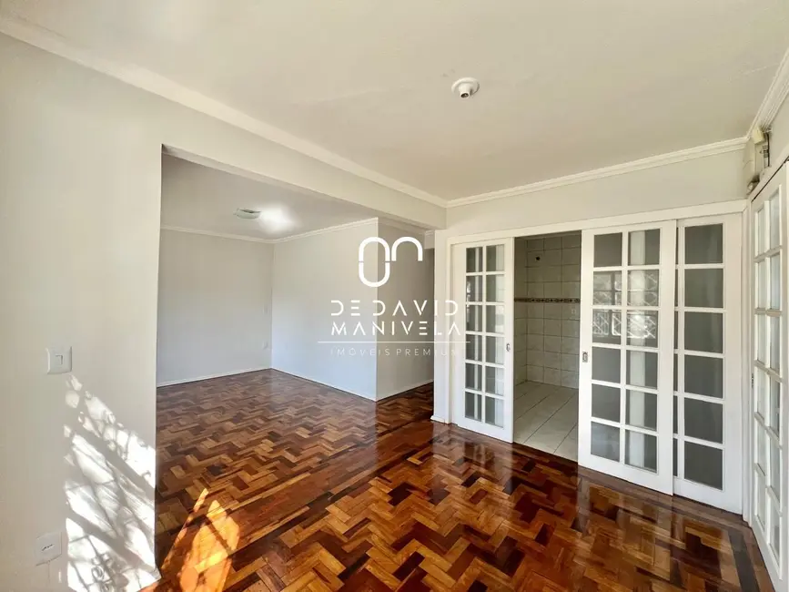 Foto 6 de Casa com 3 quartos à venda, 178m2 em Patronato, Santa Maria - RS