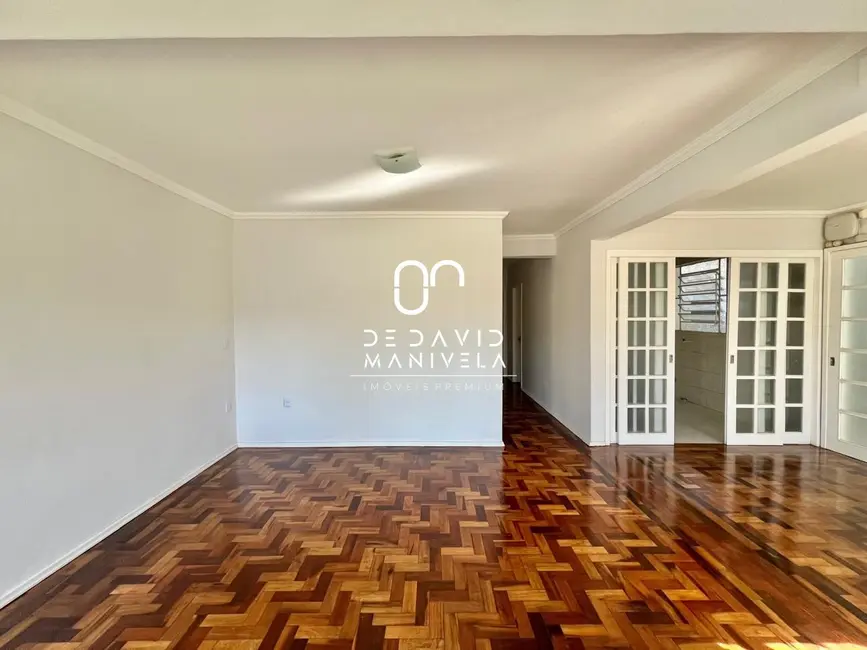 Foto 5 de Casa com 3 quartos à venda, 178m2 em Patronato, Santa Maria - RS