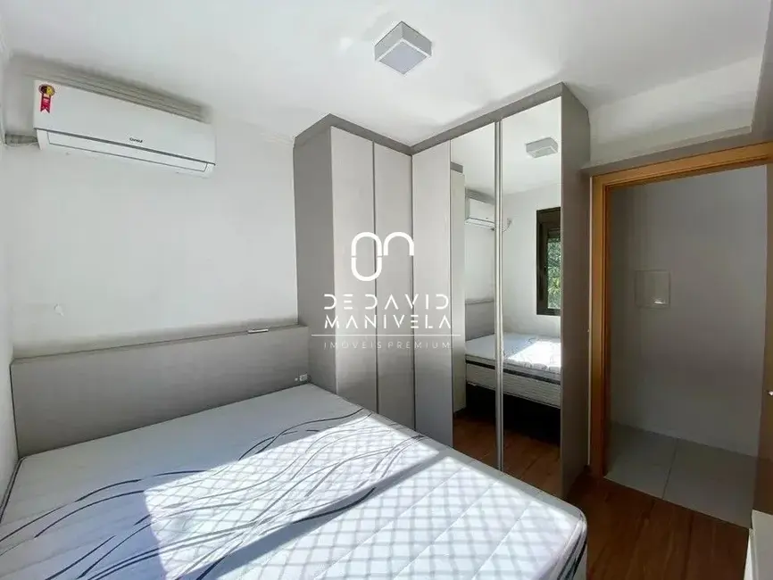 Foto 9 de Apartamento com 3 quartos para alugar, 91m2 em Nonoai, Santa Maria - RS