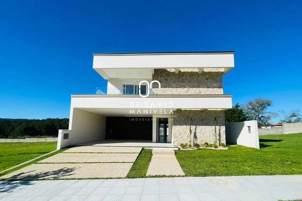 Foto 1 de Casa de Condomínio com 3 quartos à venda, 314m2 em São José, Santa Maria - RS
