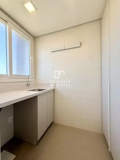Foto 3 de Apartamento com 3 quartos para alugar, 121m2 em Nossa Senhora de Lourdes, Santa Maria - RS
