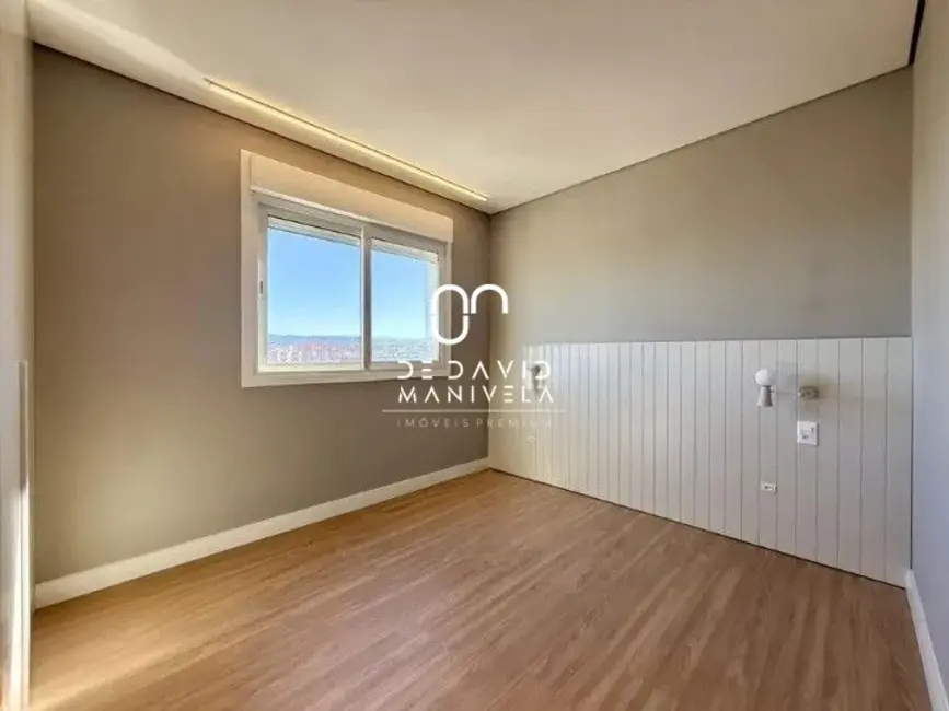 Foto 9 de Apartamento com 3 quartos para alugar, 121m2 em Nossa Senhora de Lourdes, Santa Maria - RS