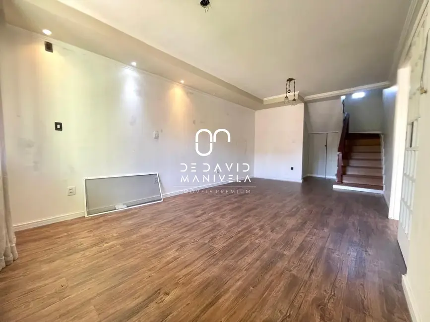 Foto 3 de Casa com 3 quartos à venda, 212m2 em São José, Santa Maria - RS