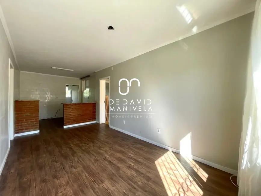 Foto 8 de Casa com 3 quartos à venda, 212m2 em São José, Santa Maria - RS