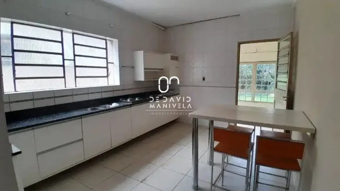 Foto 6 de Casa com 3 quartos para alugar, 127m2 em Nossa Senhora do Rosário, Santa Maria - RS