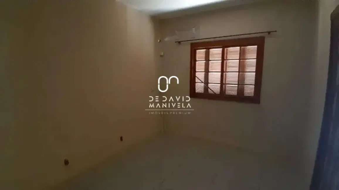 Foto 4 de Casa com 3 quartos para alugar, 127m2 em Nossa Senhora do Rosário, Santa Maria - RS