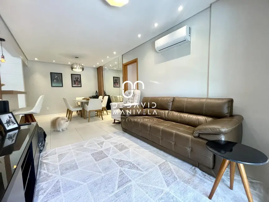 Foto 8 de Apartamento com 2 quartos à venda, 85m2 em Nossa Senhora das Dores, Santa Maria - RS