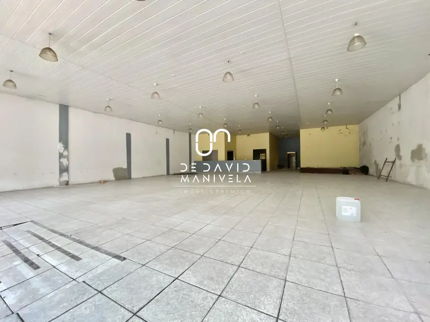 Foto 2 de Loja com 1 quarto para alugar, 360m2 em Duque de Caxias, Santa Maria - RS