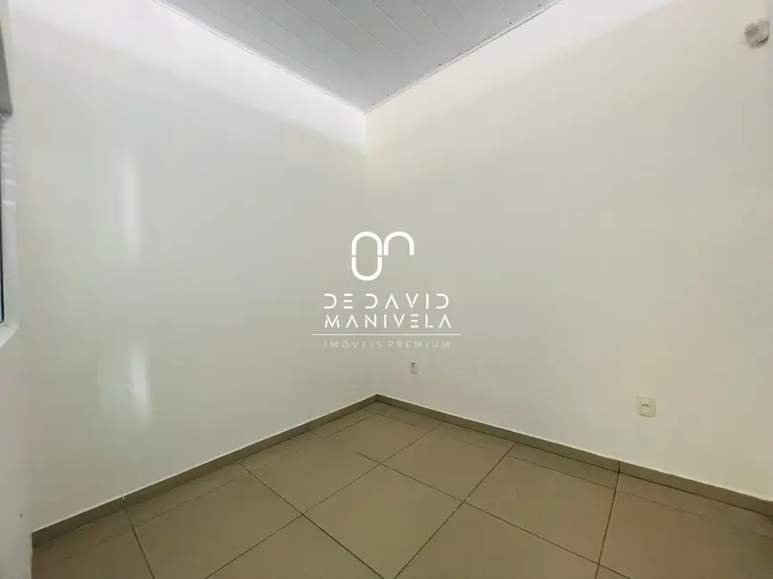 Foto 9 de Sala Comercial com 1 quarto para alugar, 120m2 em Camobi, Santa Maria - RS