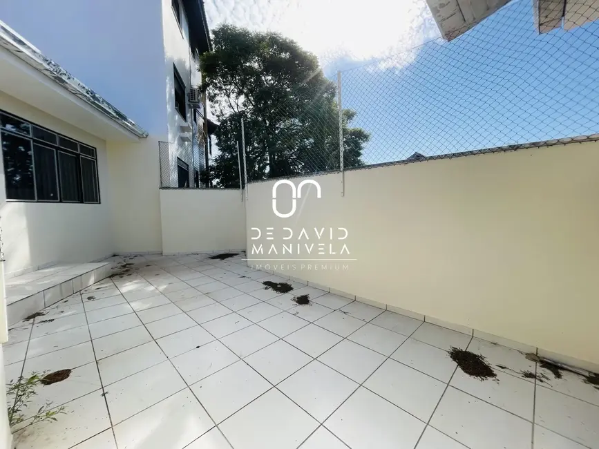 Foto 8 de Casa com 3 quartos para alugar, 242m2 em Camobi, Santa Maria - RS