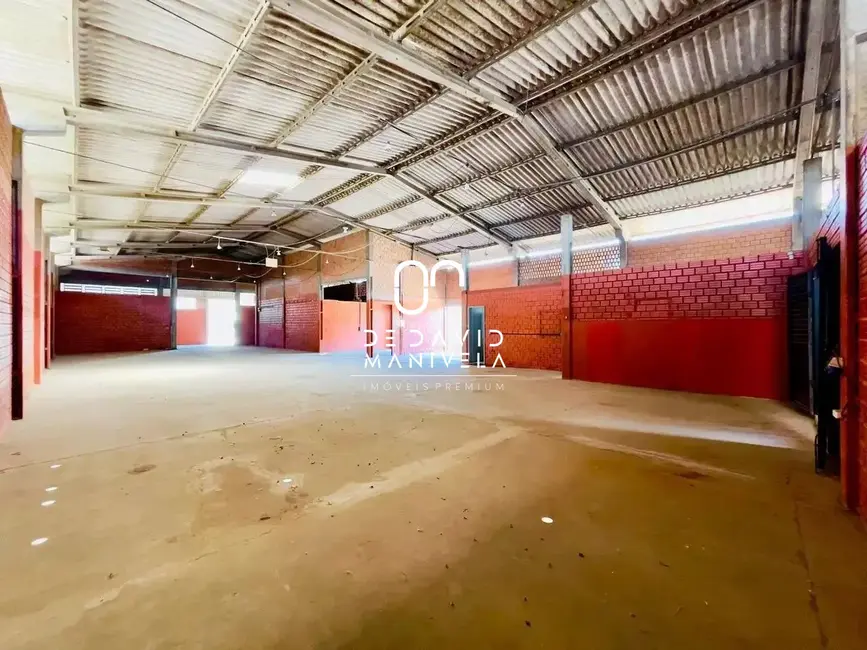 Armazém / Galpão com 3 quartos para alugar, 11800m2 em Nossa Senhora Medianeira, Santa Maria - RS - imagem 8 Foto 8 de Armazém / Galpão com 3 quartos para alugar, 11800m2 em Nossa Senhora Medianeira, Santa Maria - RS