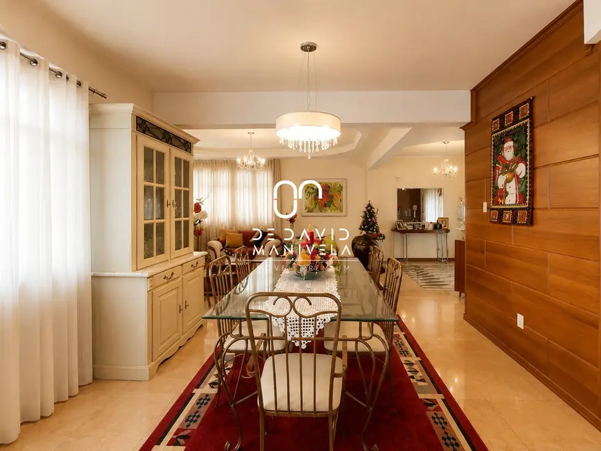 Casa com 4 quartos para alugar, 250m2 em Nossa Senhora do Rosário, Santa Maria - RS - imagem 4 Foto 4 de Casa com 4 quartos para alugar, 250m2 em Nossa Senhora do Rosário, Santa Maria - RS