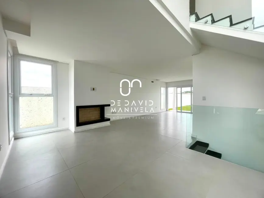 Casa de Condomínio com 3 quartos para alugar, 199m2 em Tomazetti, Santa Maria - RS - imagem 3 Foto 3 de Casa de Condomínio com 3 quartos para alugar, 199m2 em Tomazetti, Santa Maria - RS