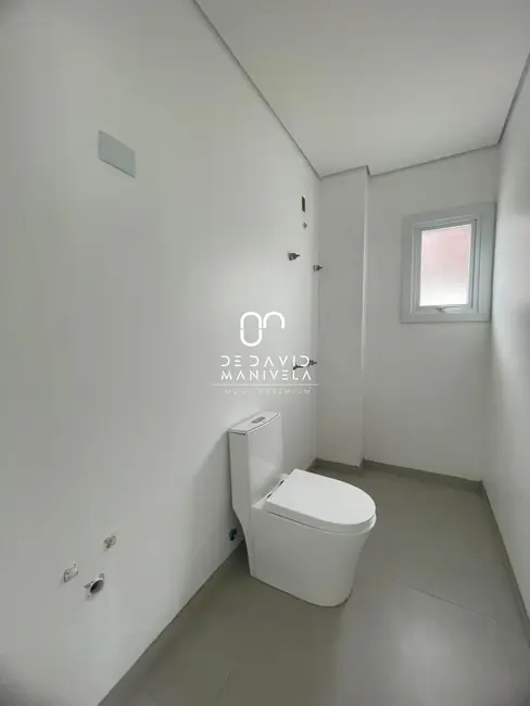 Casa de Condomínio com 3 quartos para alugar, 199m2 em Tomazetti, Santa Maria - RS - imagem 9 Foto 9 de Casa de Condomínio com 3 quartos para alugar, 199m2 em Tomazetti, Santa Maria - RS