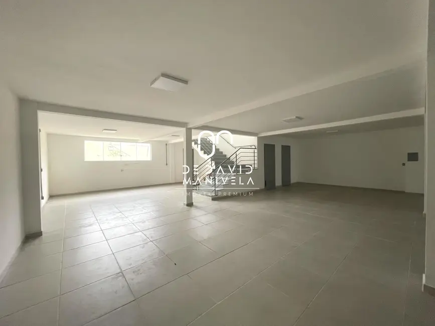 Armazém / Galpão com 1 quarto para alugar, 550m2 em Nossa Senhora Medianeira, Santa Maria - RS - imagem 7 Foto 7 de Armazém / Galpão com 1 quarto para alugar, 550m2 em Nossa Senhora Medianeira, Santa Maria - RS